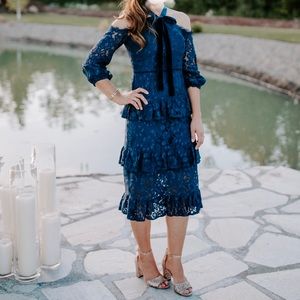 Aidan Mattox Navy blue Lace Dress with Velvet Bow.Size 2. Zipper. Ruffles